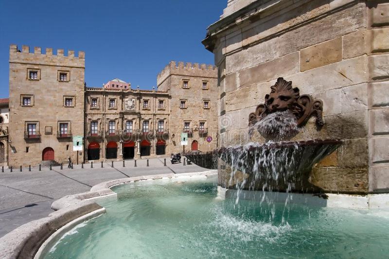 Appartamento Piso Gijon Centro Esterno foto